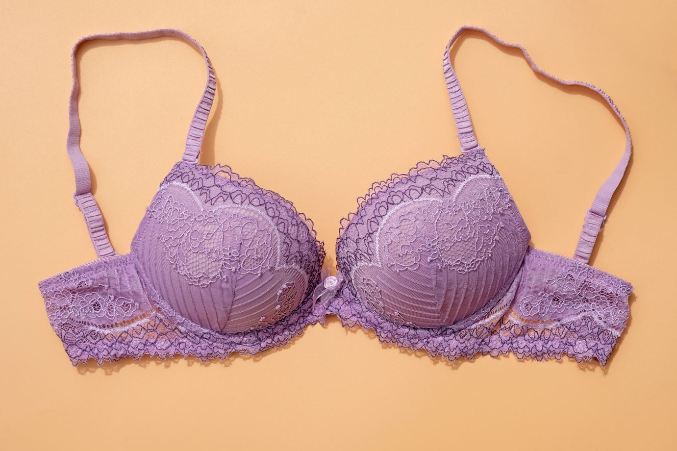 Why do flat-chested girls wear bras or bikinis? - Quora